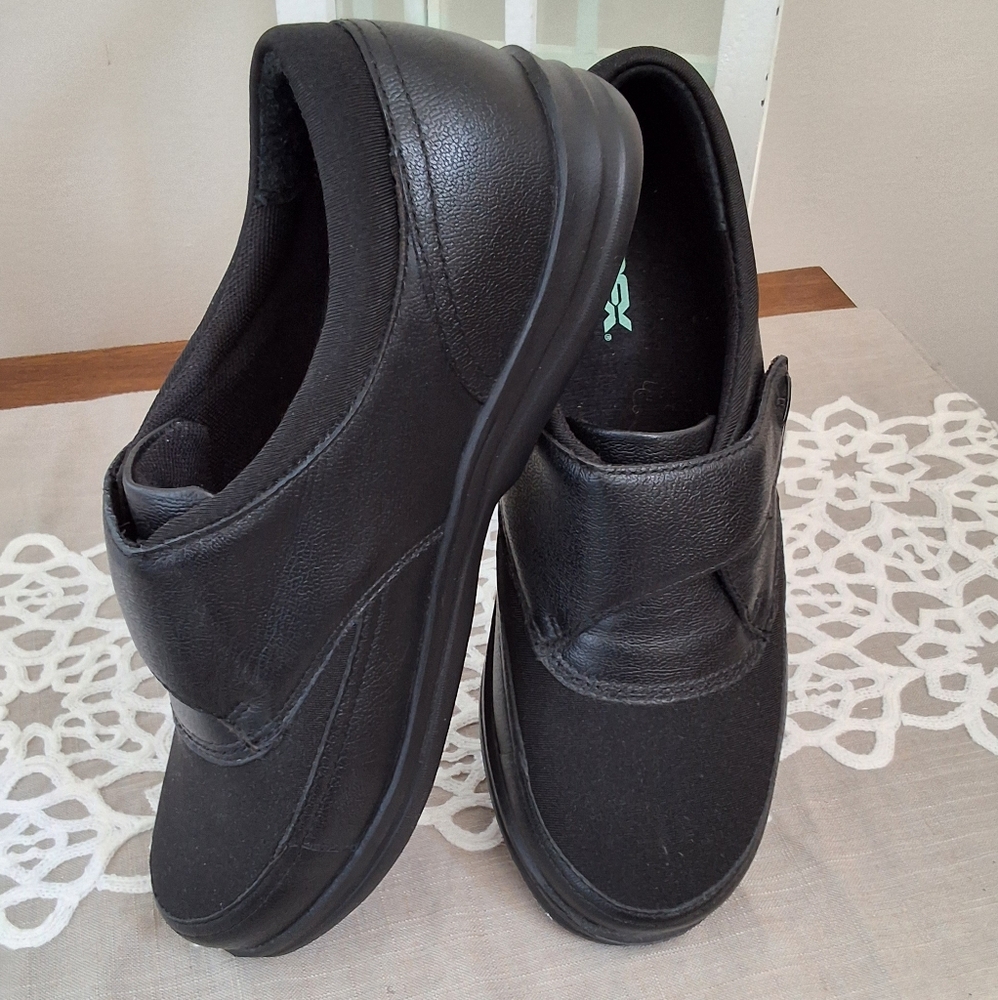 APEX, NWT,  8 XWide, Woman's Black Dress Shoes - Picture 8 of 8